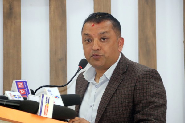सहकारी ठग्ने होस् वा मान्छे बेच्ने होस्, कुनै शक्तिको आडमा उन्मुक्ति पाउनु हुँदैन : काङ्ग्रेस नेता  थापा
