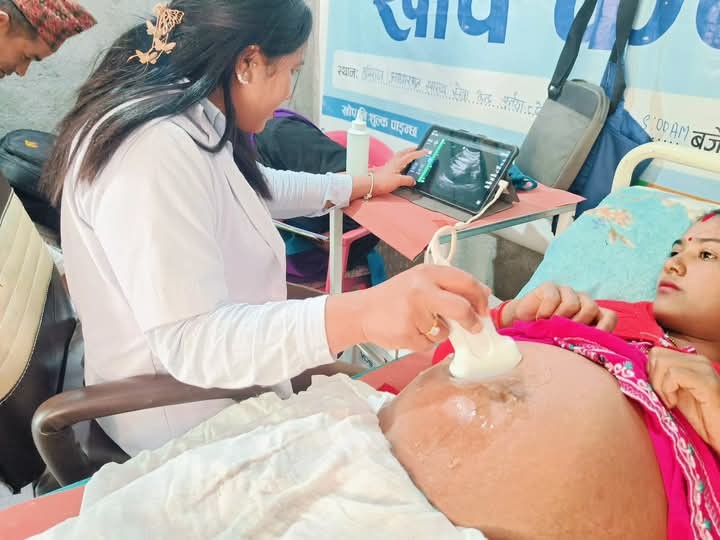 "सुर्नयामा अल्ट्रासाउण्ड शिविर शुरु, गर्भवती माहिलालाइ सेवा लिन आग्रह "